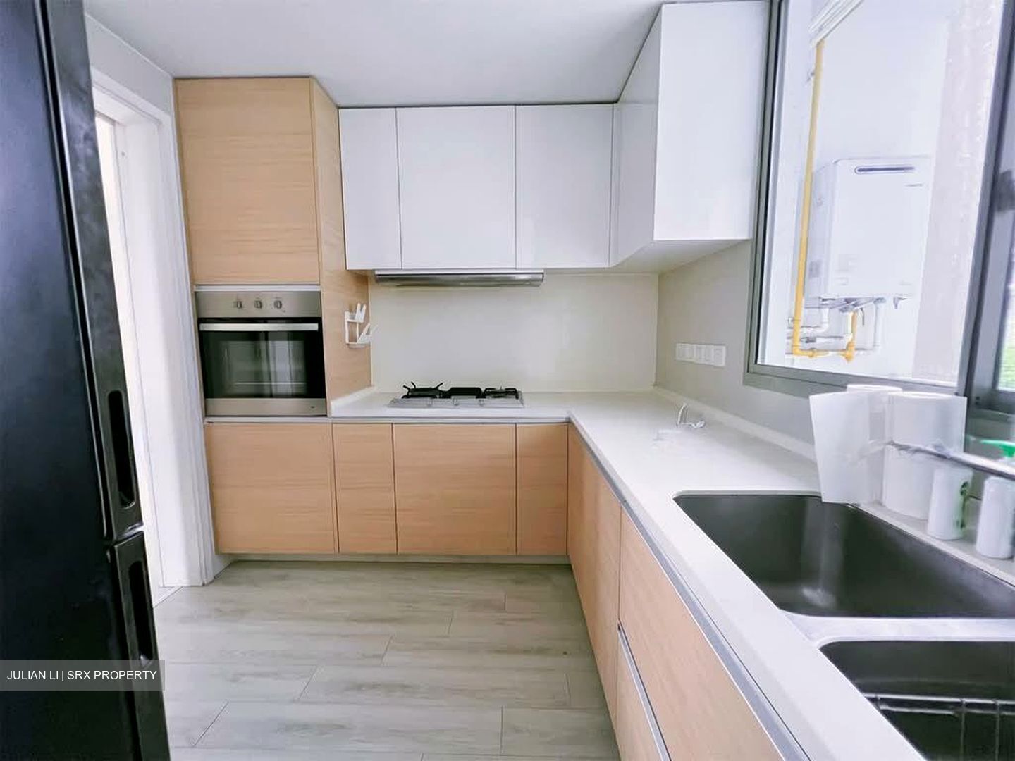 Sea Esta (D18), Condominium #588591321